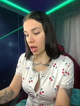 Queen of pain online show from November 25, 2025, 5:41 am