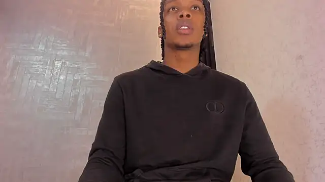 Snapshot of DominicSccott chatting on October 13, 2025, 1:12 pm DominicSccott online show from October 13, 2025, 1:12 pm