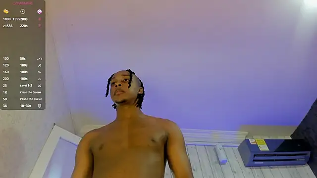 Snapshot of DominicSccott chatting on October 6, 2025, 12:39 pm DominicSccott online show from October 6, 2025, 12:39 pm