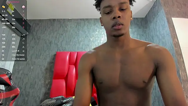 Snapshot of DominicSccott chatting on November 25, 2025, 12:38 pm DominicSccott online show from November 25, 2025, 12:38 pm