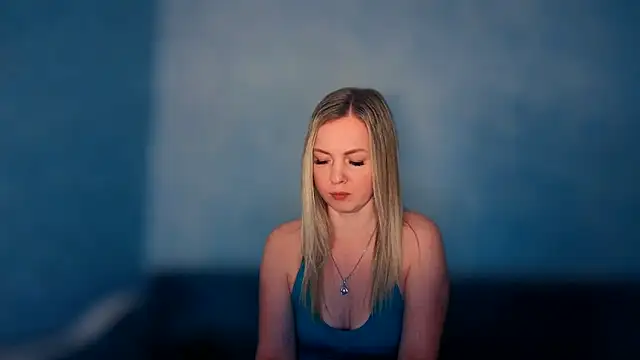 iam Venus online show from April 20, 2026, 5:03 pm