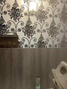 CuteBlonde0 online show from November 4, 2025, 1:26 pm