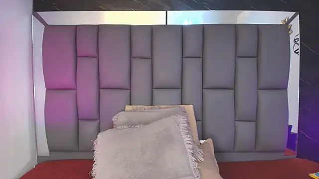  MiaBrown  online show from March 12, 2026, 12:09 pm