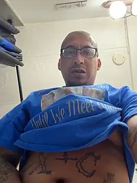 Snapshot of Flacc69 chatting on May 9, 2026, 5:55 am Flacc69 online show from May 9, 2026, 5:55 am