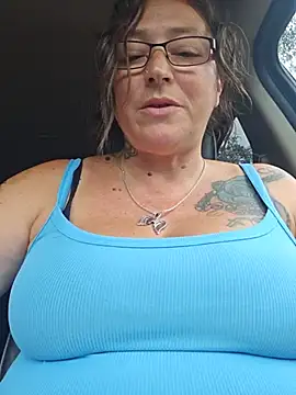 angelbaby1998 online show from July 14, 2026, 7:31 pm