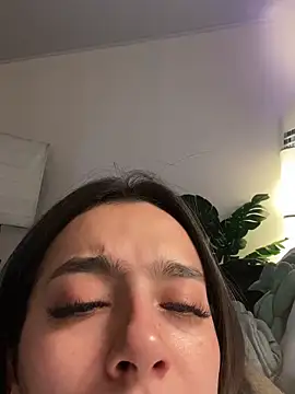 Nicollemays online show from March 7, 2025, 12:12 pm