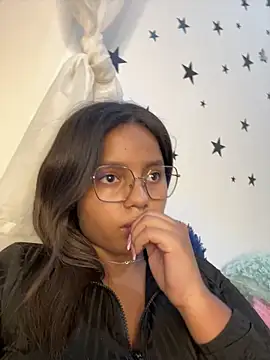 Snapshot of Aleja_DANS chatting on October 3, 2025, 1:56 pm Aleja DANS online show from October 3, 2025, 1:56 pm