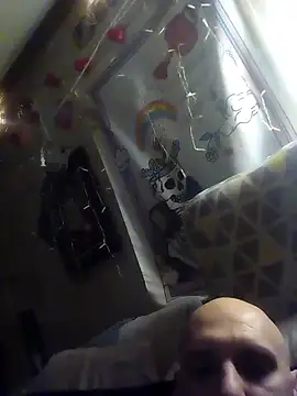 ClydeCan409 online show from April 17, 2026, 6:38 am