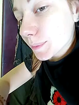 Snapshot of _Sweet_Love_ chatting on March 18, 2025, 11:33 am Sweet Love online show from March 18, 2025, 11:33 am