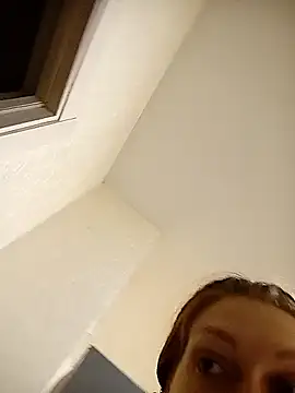 Snapshot of _Sweet_Love_ chatting on October 17, 2025, 1:46 pm Sweet Love online show from October 17, 2025, 1:46 pm