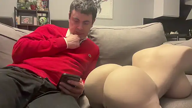 freddy0222222 online show from March 11, 2026, 7:41 pm