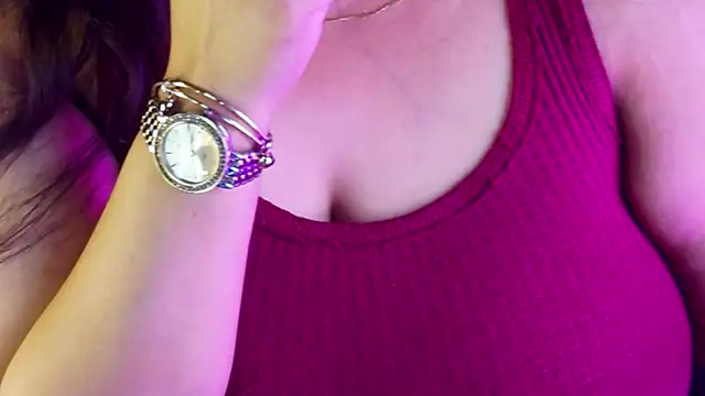 Snapshot of AroohiSehgal chatting on March 1, 2025, 11:50 am AroohiSehgal online show from March 1, 2025, 11:50 am