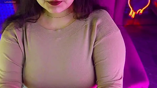 Snapshot of AroohiSehgal chatting on January 21, 2025, 7:15 am AroohiSehgal online show from January 21, 2025, 7:15 am