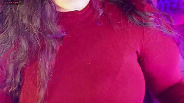 Snapshot of AroohiSehgal chatting on February 28, 2025, 8:20 am AroohiSehgal online show from February 28, 2025, 8:20 am