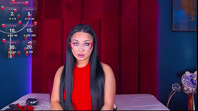 MadyLuxxx online show from March 5, 2026, 8:05 pm