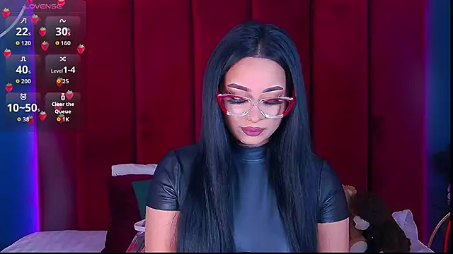 MadyLuxxx online show from April 15, 2026, 6:45 pm