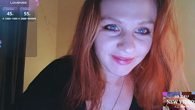 Cassie Wild online show from November 30, 2025, 1:34 pm