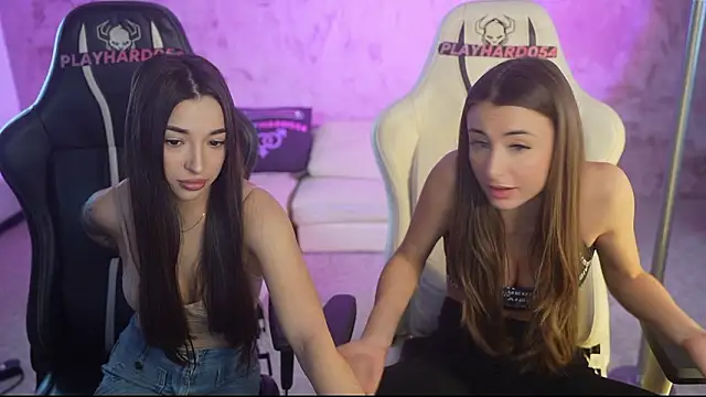 Snapshot of Jasmine_Flow chatting on February 10, 2026, 11:42 am Jasmine Flow online show from February 10, 2026, 11:42 am