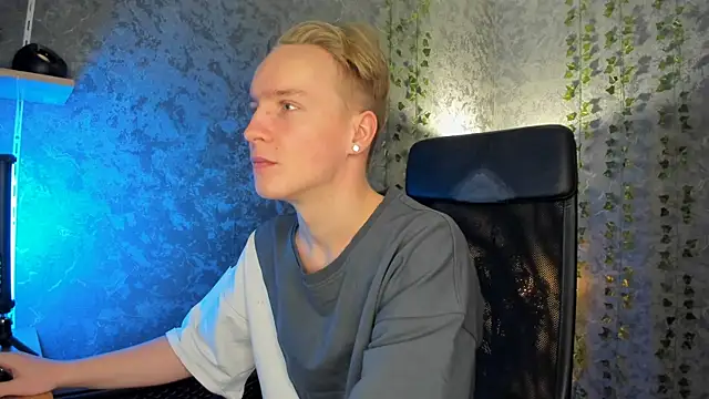 AlexxSweet online show from January 17, 2026, 7:01 am