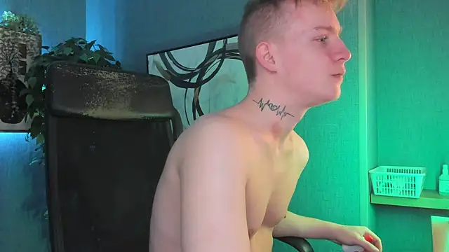 AlexxSweet online show from November 9, 2025, 7:01 am