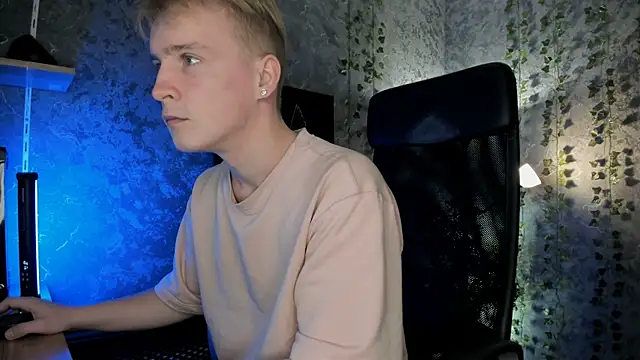 AlexxSweet online show from September 28, 2025, 6:53 am