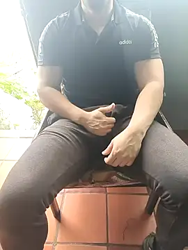 Blanco2023 online show from December 15, 2025, 5:19 pm