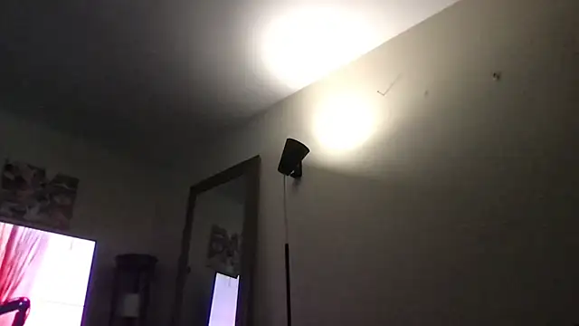 addiebby33 online show from February 24, 2025, 12:26 pm