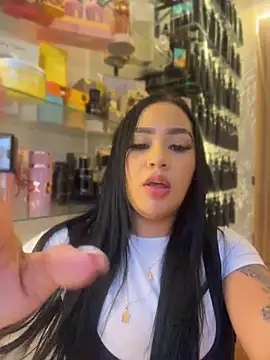 Snapshot of Luisa_Fernandaa chatting on July 18, 2026, 10:40 pm Luisa Fernandaa online show from July 18, 2026, 10:40 pm