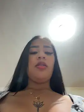 Snapshot of Luisa_Fernandaa chatting on April 19, 2026, 3:40 am Luisa Fernandaa online show from April 19, 2026, 3:40 am