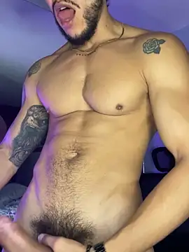 ARON TAYLER01 online show from October 19, 2025, 10:29 am