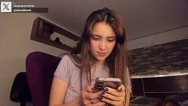 alicewilloww online show from February 21, 2025, 5:35 am