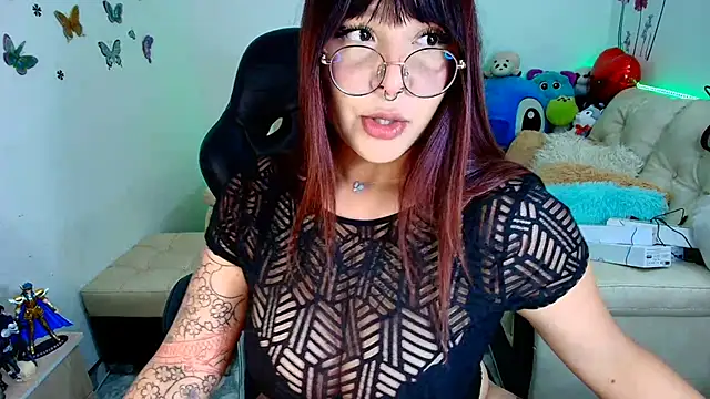 Snapshot of SweetIsabella_x chatting on March 13, 2025, 3:44 am SweetIsabella x online show from March 13, 2025, 3:44 am