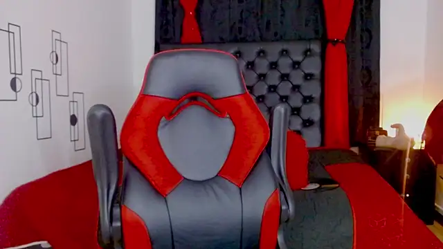 misslombana online show from November 10, 2025, 6:51 am