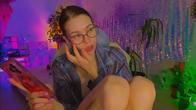 poli   online show from March 27, 2026, 6:09 pm