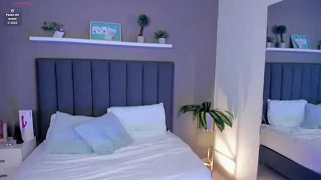 valeria acosta  online show from March 21, 2026, 8:19 am