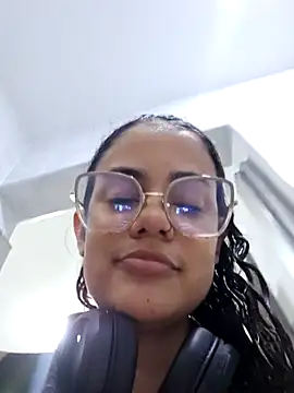 demonaughtyyy online show from October 29, 2025, 10:42 pm