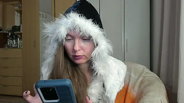 Snapshot of Rolla_Coaster chatting on December 19, 2025, 1:31 am Rolla Coaster online show from December 19, 2025, 1:31 am