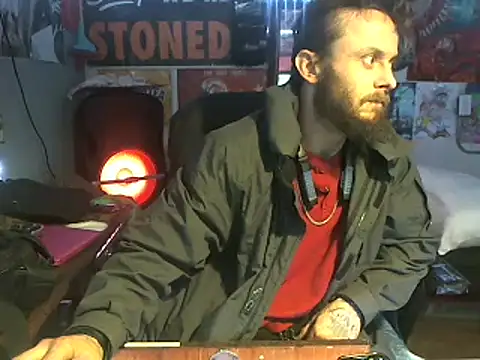 CloudDadddyyy420 online show from February 26, 2025, 5:46 am