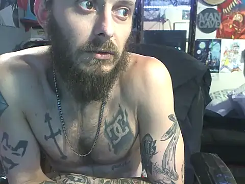 CloudDadddyyy420 online show from February 26, 2025, 11:52 pm