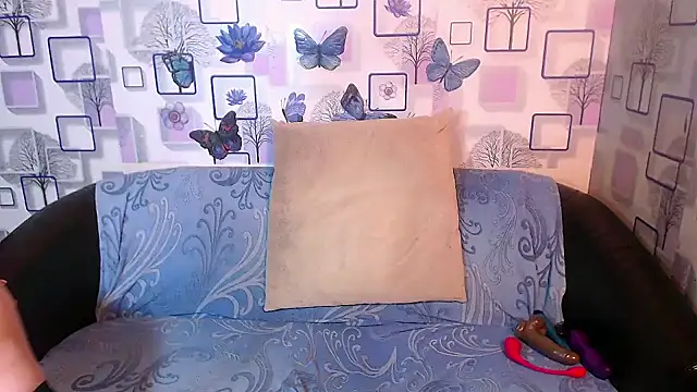 milfsexy online show from October 18, 2025, 9:44 am