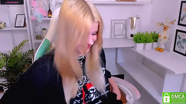 Grace and  Jacob online show from March 8, 2025, 2:12 am