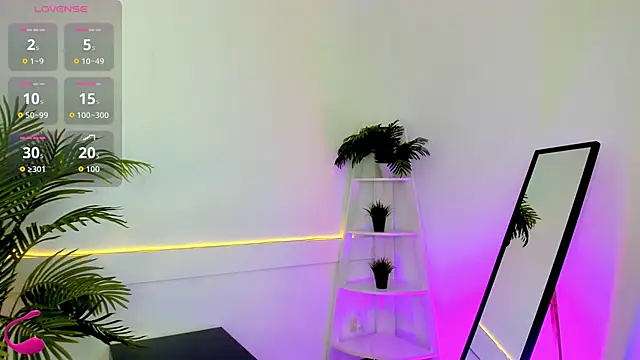 Jess Anders  online show from November 12, 2025, 7:12 am