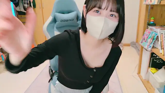 HIKARI x0 online show from December 10, 2024, 1:55 pm