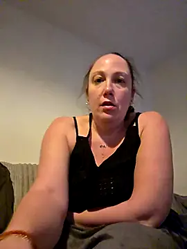 Wisie Cutie online show from March 1, 2026, 6:41 pm