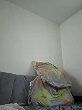 Snapshot of Wisie_Cutie chatting on October 15, 2025, 3:53 pm Wisie Cutie online show from October 15, 2025, 3:53 pm