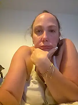 Wisie Cutie online show from April 9, 2026, 10:05 pm