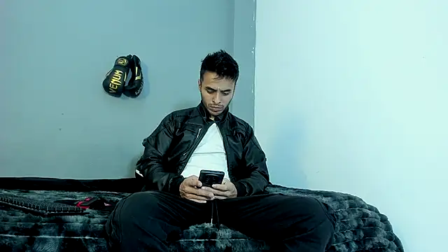 Snapshot of x_Harold_x_ chatting on November 9, 2025, 1:26 pm x Harold x online show from November 9, 2025, 1:26 pm