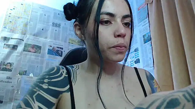 Snapshot of i_am_nina_ chatting on September 23, 2025, 6:09 am i am nina online show from September 23, 2025, 6:09 am