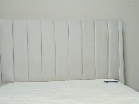  heavenlysent online show from September 16, 2025, 1:28 am