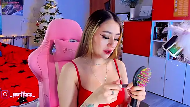 Fiona-Love online show from January 15, 2025, 7:34 pm